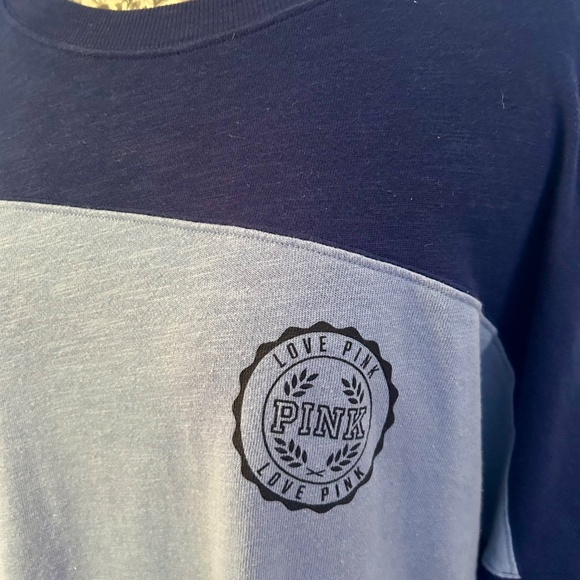 Pink Victoria’s Secret Blue Long Sleeve T-Shirt Size Large - Picture 4 of 6